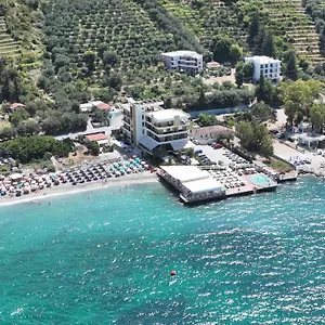 https://paradise-beach.albaniahotels.org